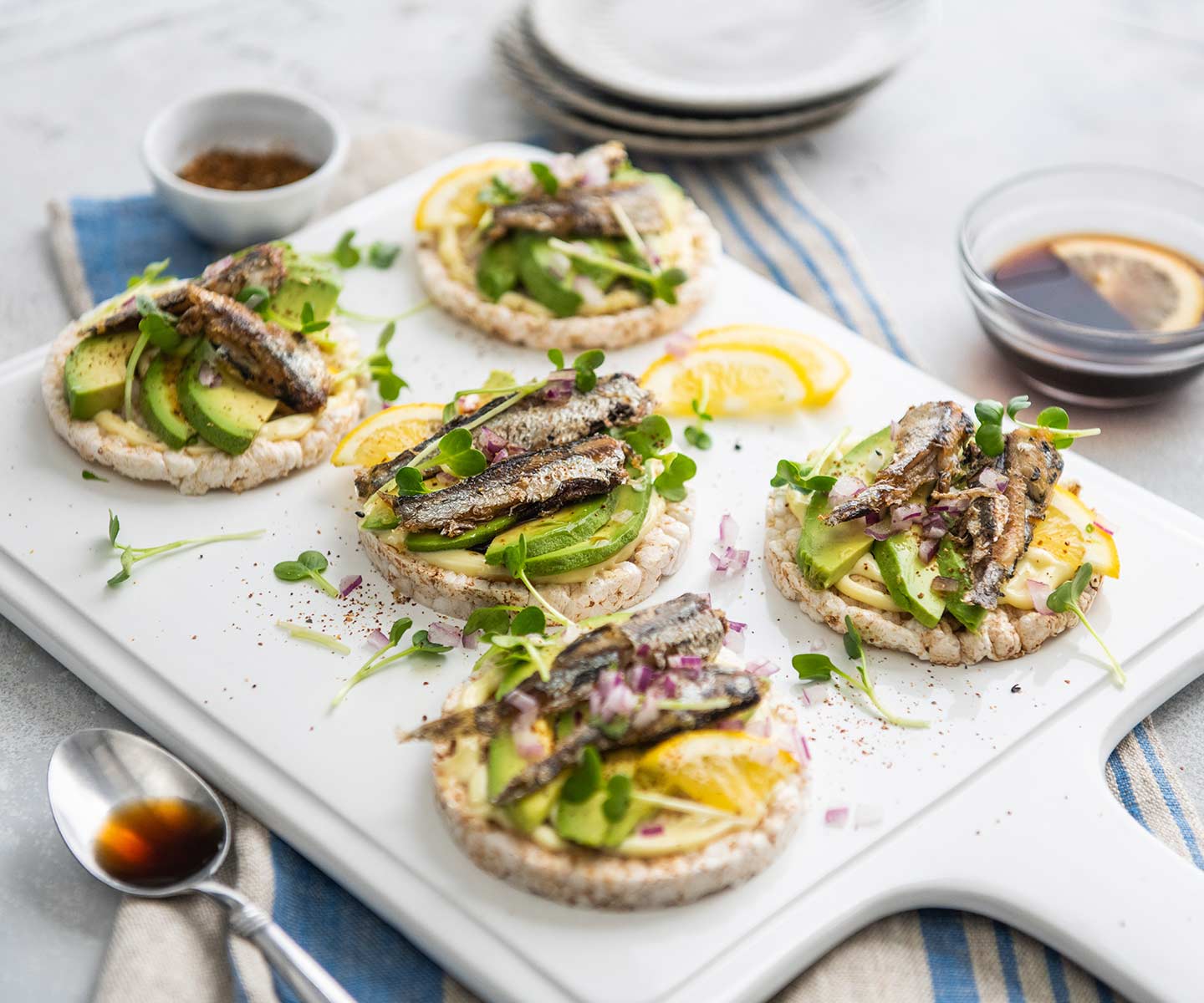 sardines-with-rice-crackers-and-ponzu-chicken-of-the-sea